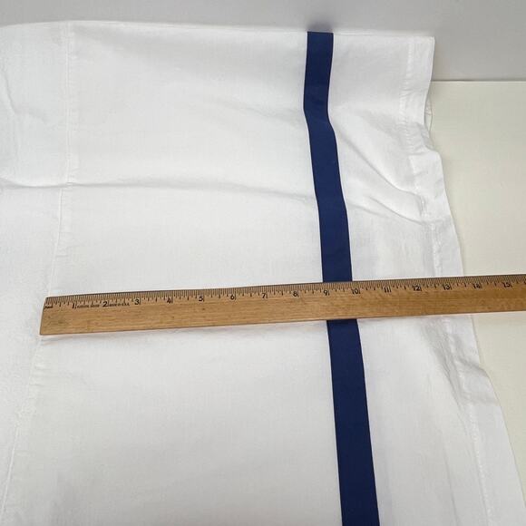Pottery Barn White Cotton Bed Skirt Blue Trim Queen Size - Picture 4 of 4